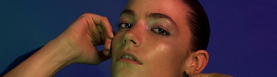 Claire Laffut - Verite